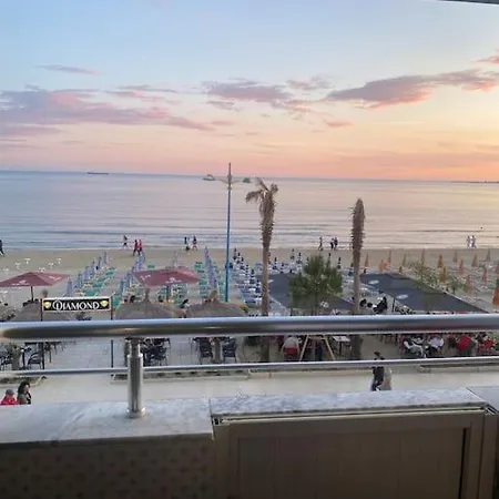 Seaside Guests Дуррес