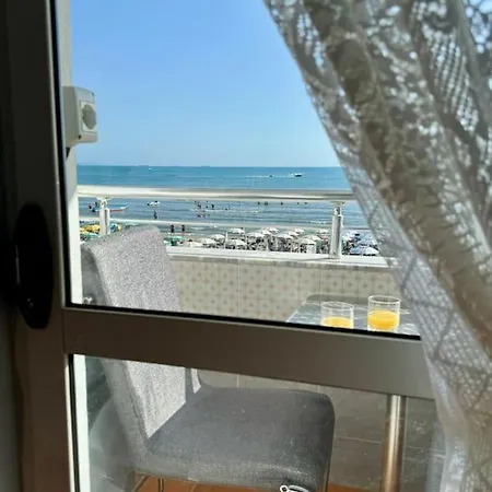 Seaside Guests
